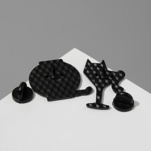 Набор значков (2 шт.) «Котики», таинственные, чёрно-белый в чёрном металле