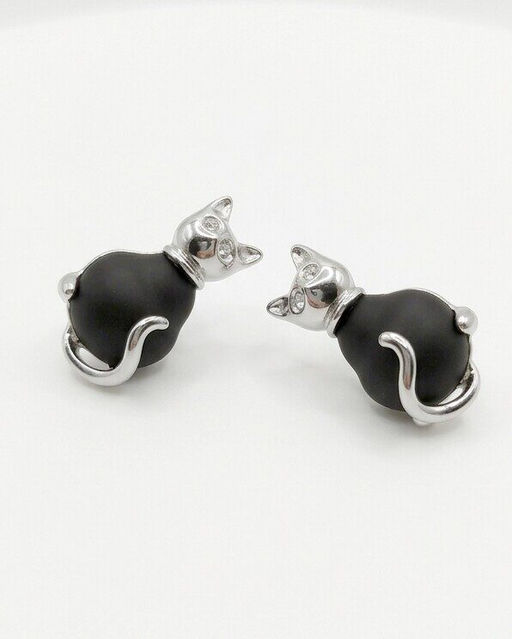 Стильные серьги