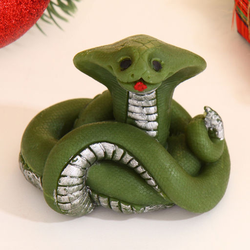 Фигурное мыло Змея Кобрюша зеленое, 40г - Мыльные штучки фото 2