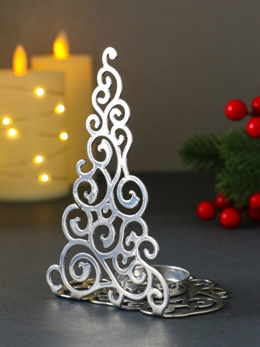 Подсвечник на 1 свечу Ёлка новогодняя нарядная, металл под хром, 10?7.5?13.5 см