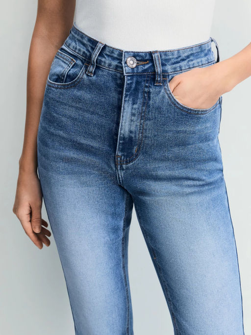 Джинсы bootcut с высокой посадкой / Zarina фото 6