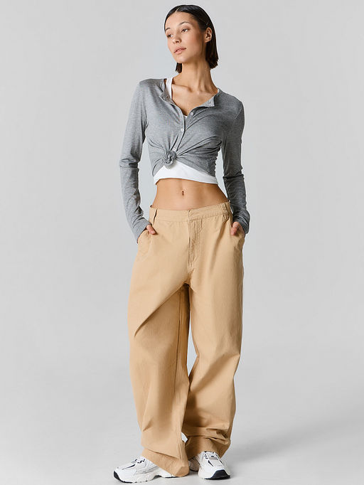 Брюки женские прямые бежевые