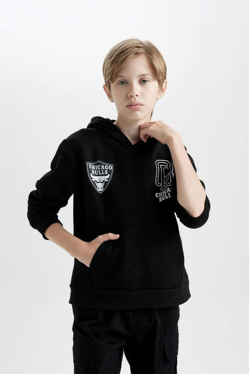 Толстовка оверсайз с капюшоном NBA Chicago Bulls для мальчиков - Defacto фото 3