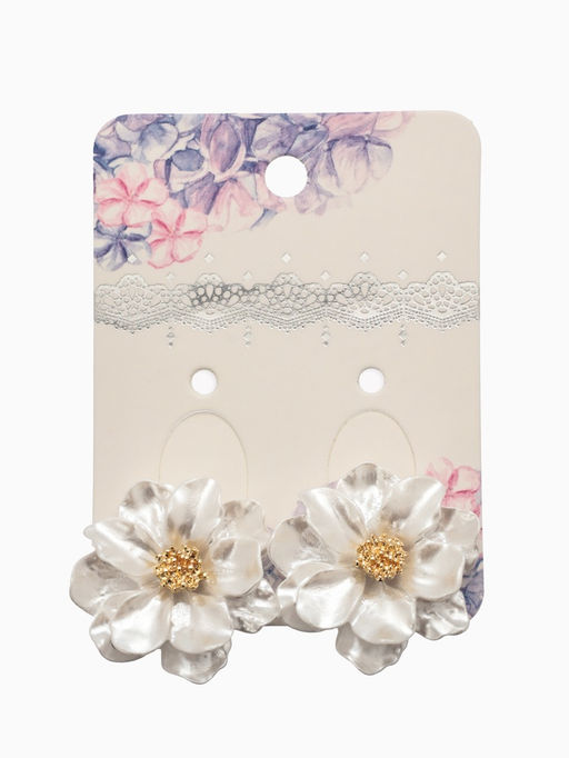 Серьги клипсы для ушей QF «Цветочки», белая в золоте