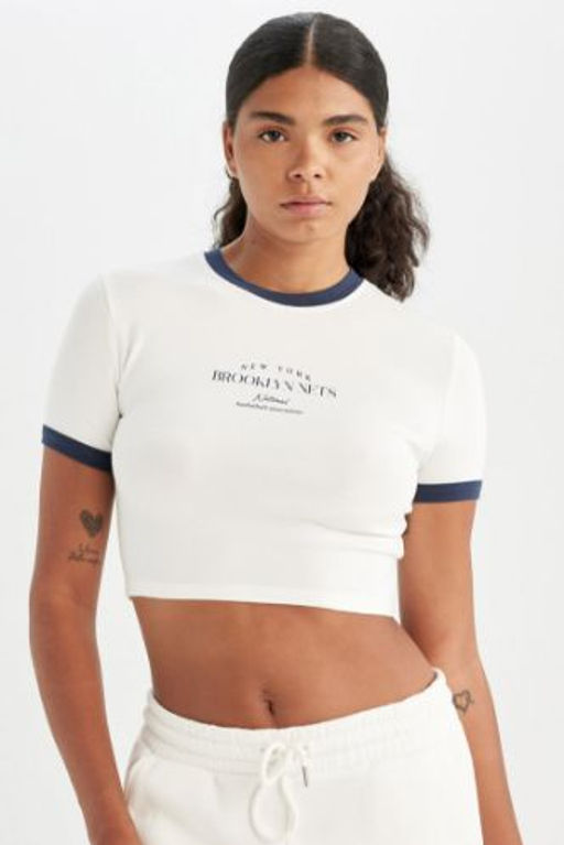 DeFactoFit NBA Brooklyn Nets Crop Bisiklet Yaka K?sa Kollu Tisort