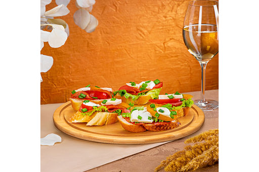 Блюдо сервировочное 29*29*9 см, бамбуковое с пластиковой крышкой