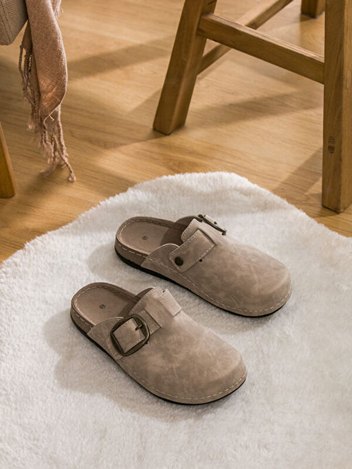 S?et G?r?n?ml? Kad?n Ev Terli?i