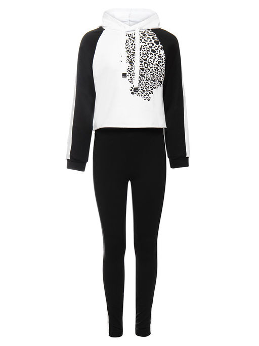 Костюм спортивный