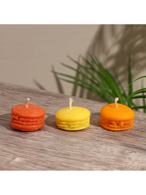 Цена за 4 шт. Свеча "Макарун" 3,5х3,5х2 см, соевый воск МИКС