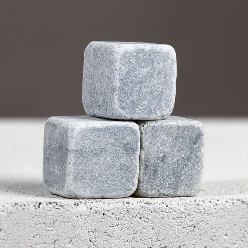 Подарочный набор Мужчина №1, гель для душа, 100 мл и камни для виски, 3 шт.