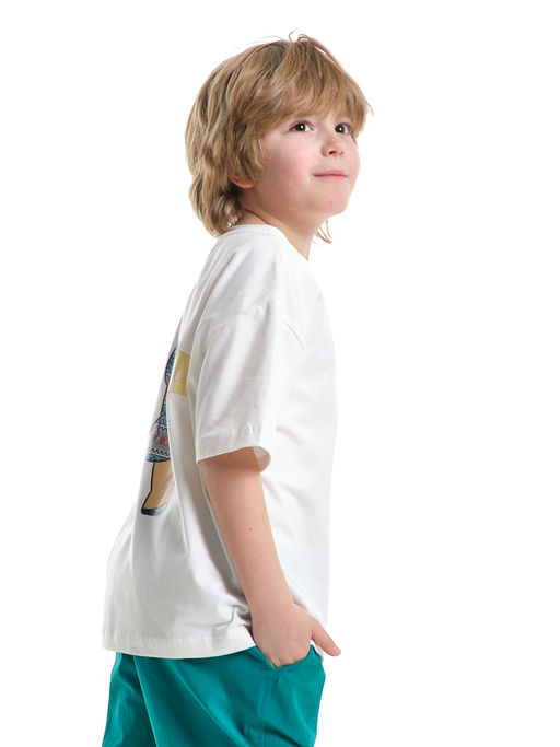 Футболка с принтом на спинке 22-9003 молочный - Mini maxi фото 18