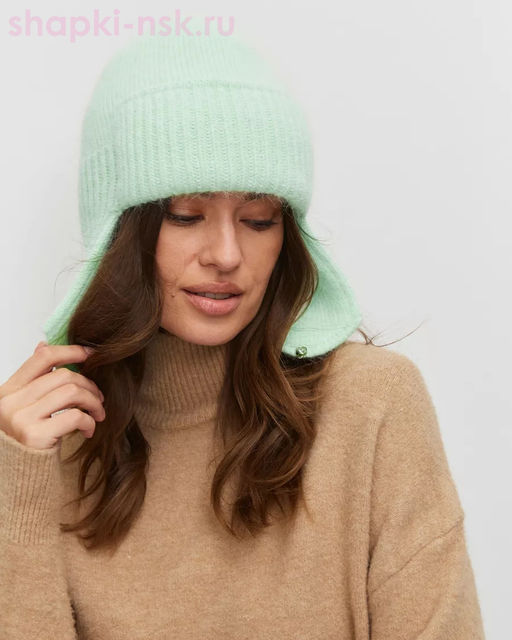 585 WH Ушанка женская (56-58)