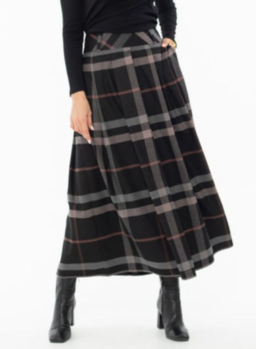 юбка, расклешенная от пояса к низу, с обтачным поясом на шлевках