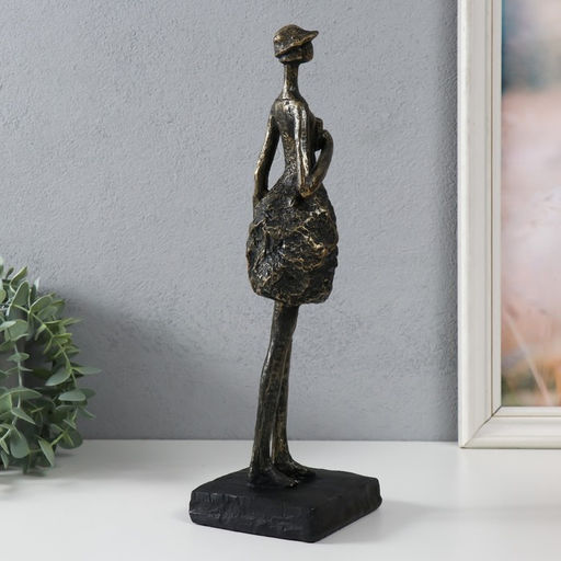 Фигурка полистоун «Девушка в шляпке», под металл, 9.4×9×31.7 см