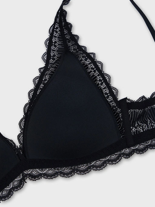 Бюстгальтер женский с мягкими чашками черный