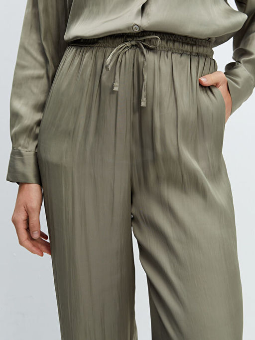 Beli Lastikli Saten Kad?n Pantolon