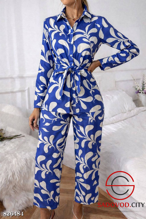 Костюм женский с рисунком