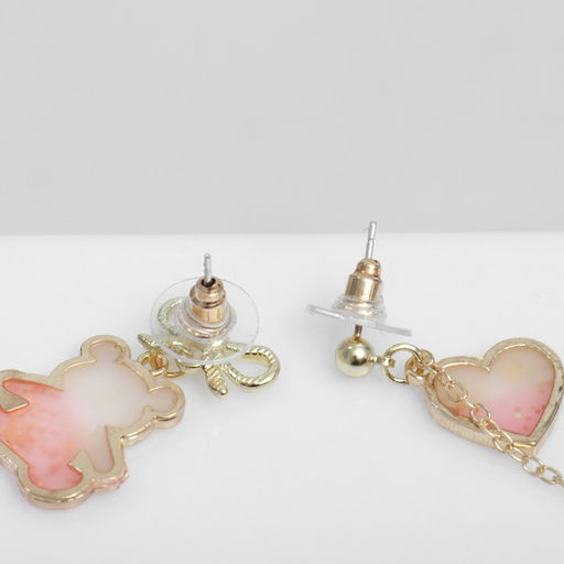 Серьги эмаль Мишка и сердце, романтика, цвет бело-розовый в золоте - Queen fair фото 3