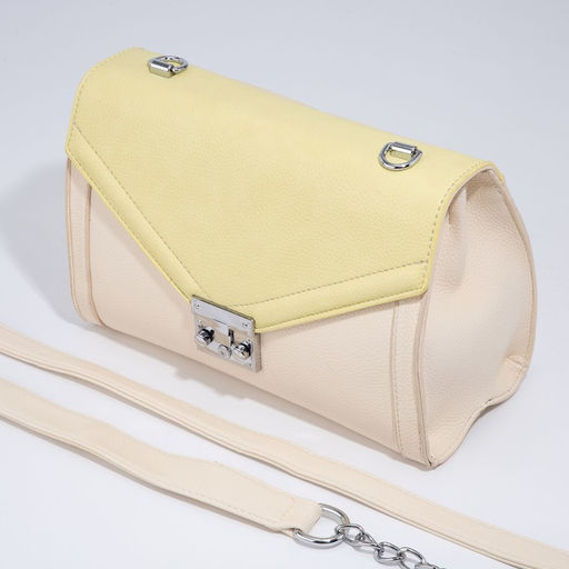 Сумка-мессенджер на клапане, цвет бежевый/жёлтый - Simaland фото 3