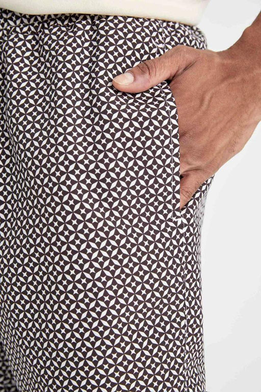 Короткие шорты для плавания стандартного кроя с сетчатой подкладкой и рисунком - Defacto фото 6