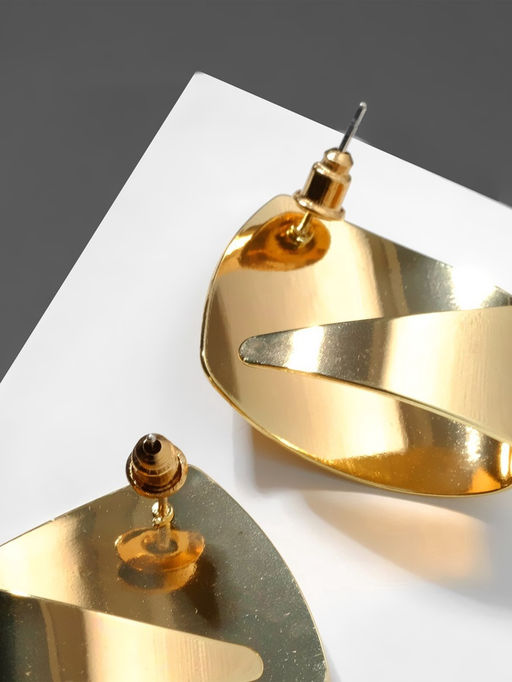 Серьги металл Геометрия заворот, цвет золото