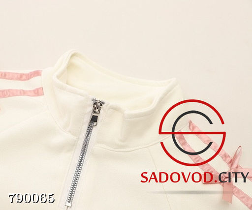 Детский спортивный костюм