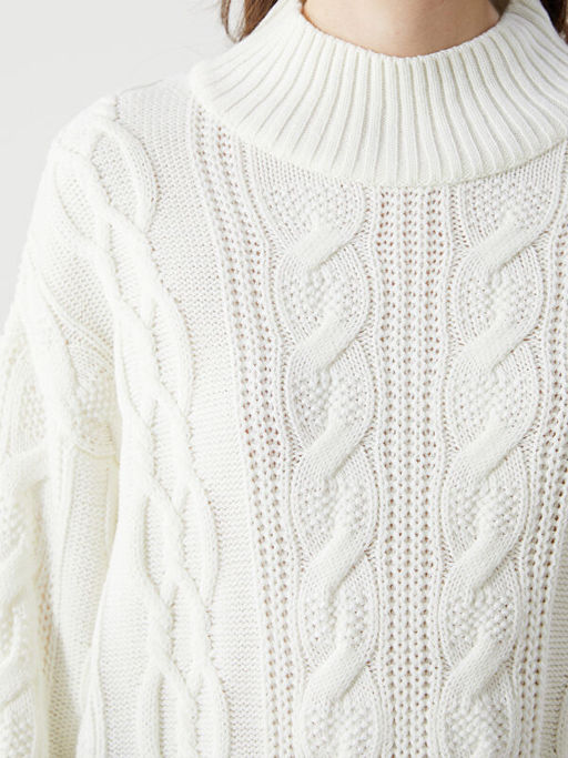 Bisiklet Yaka Kendinden Desenli Kad?n Triko Kazak