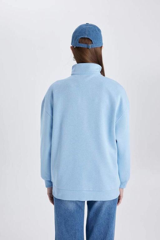 Мягкий толстый свитшот-туника с круглым вырезом стандартной посадки - Defacto фото 10