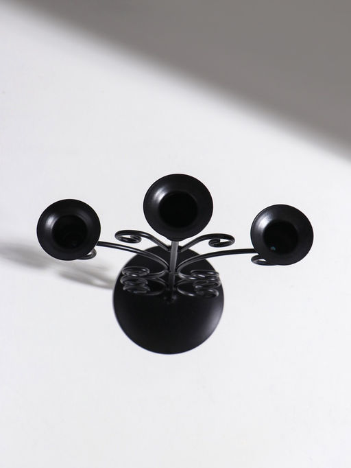 Подсвечник на 3 свечи «С завитками», металл, d=2.5 см, чёрный, 19×11×30 см