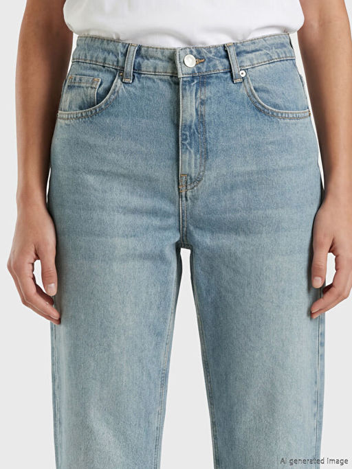 Джинсы Straight Fit женские