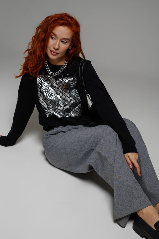 8519 Футболка с длинным рукавом женская