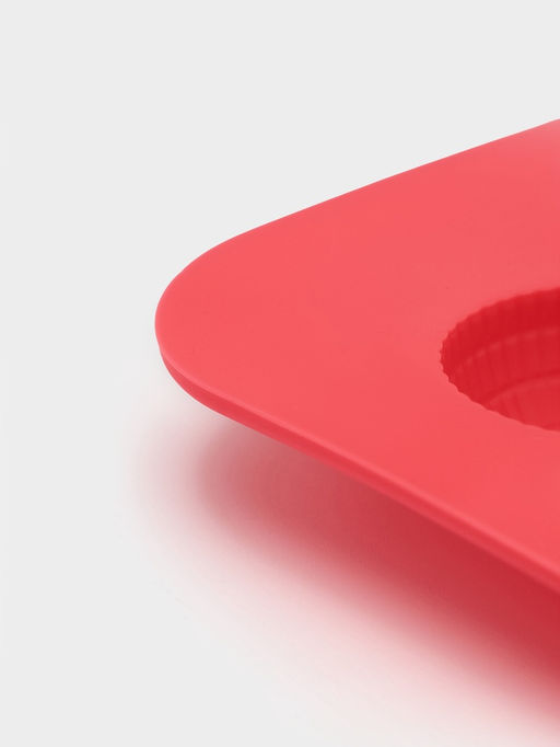 Форма для шоколада новогодняя Доляна Шар, силикон, 15?15?2 см, 6 ячеек d=3.7 см, цвет красный