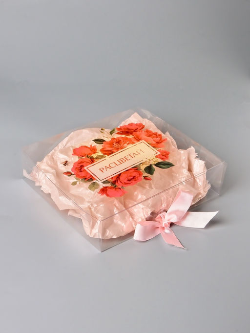 Подарочная коробка с тишью и гирляндой Расцветай, 20 х 18 х 5 см