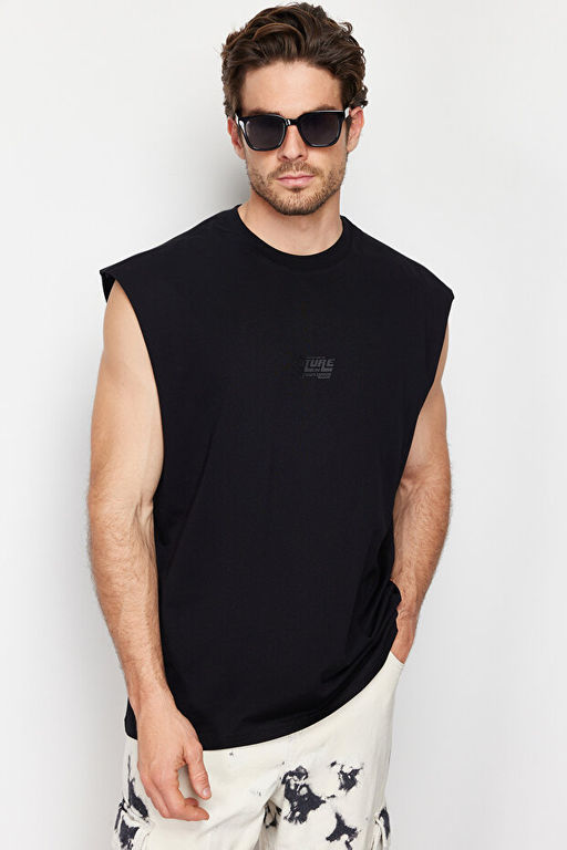 Siyah Oversize/Geni_ Kesim Kabar_k Yaz_ Bask_l_ Etiketli T-Shirt/Atlet TMNSS24AL00005 - Trendyolmilla фото 2