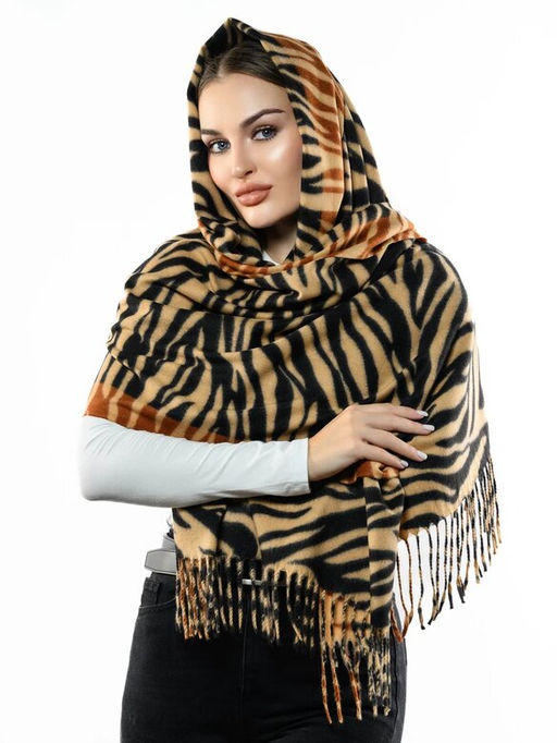 Яркий палантин с анималистичным принтом - Pretty mania фото 3
