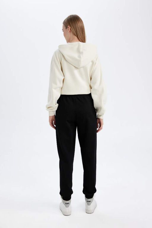 Длинные спортивные штаны для джоггеров стандартного кроя с карманами - Defacto фото 6