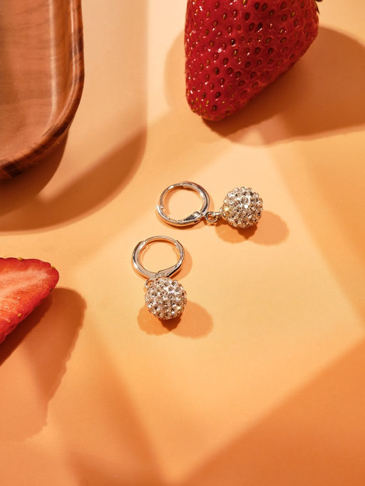 Серьги со стразами Шамбала сияние, белые в серебре