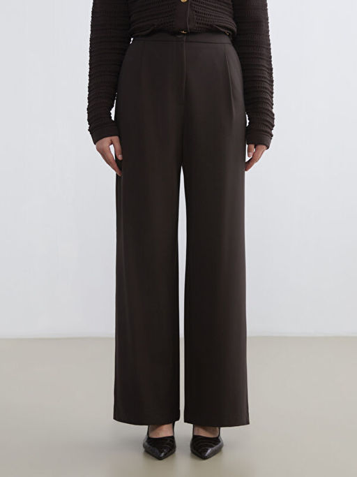 Loose Fit Geni? Pa?a Kad?n Pileli Pantolon