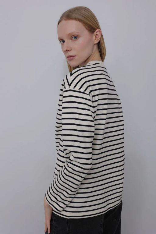 Черно-белый лонгслив в горизонтальную полоску - Incity фото 15