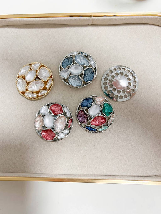 61936350 Брошь на магните - J.prettier фото 2