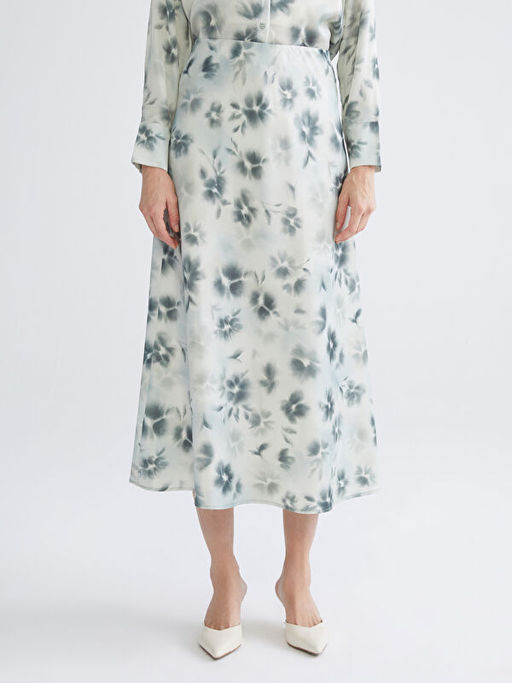 Beli Lastikli ?i?ekli A Kesim Saten Etek