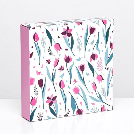 Цена за 5 шт. Коробка для 16 конфет, «Тюльпаны» 17.7×17.7×3.8 см