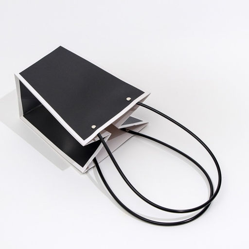 Цена за 10 шт. Сумка для цветов чёрная влагостойкая, 17×17 - 11.5×11.5 - 20 см