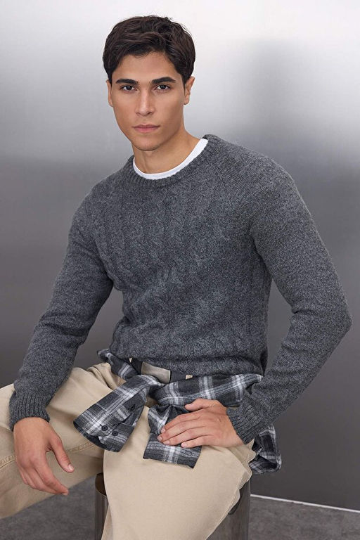 Antrasit Slim Fit Bisiklet Yaka Sa_ _rg_ Triko Kazak TMNAW25KZ00012 - Trendyolmilla фото 2