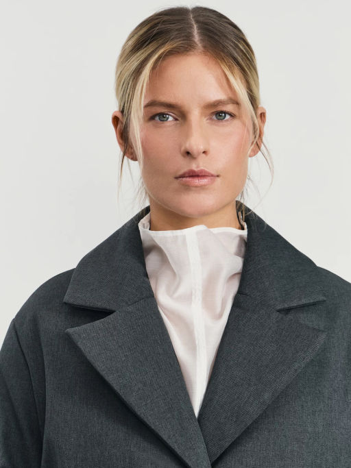 Куртка с поясом и акцентной деталью / Zarina фото 7