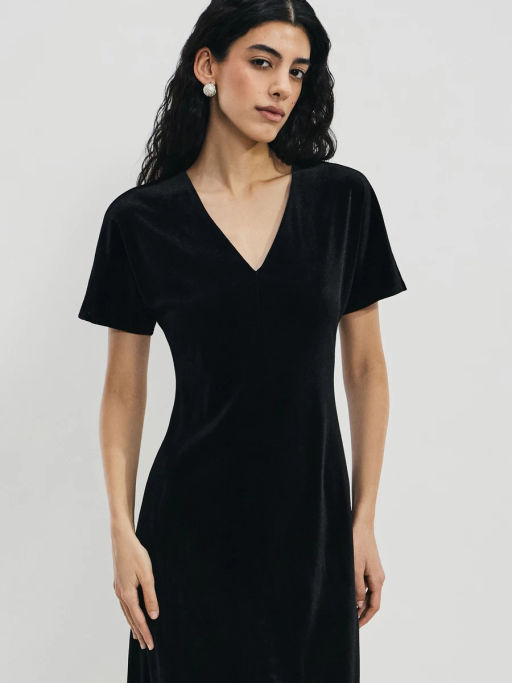 Платье миди из бархата / Zarina