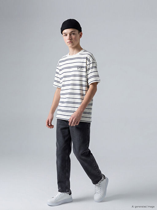 Джинсы для мальчика baggy