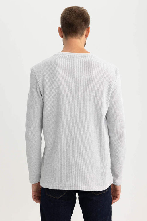 Базовая футболка узкого кроя с круглым вырезом и длинными рукавами - Defacto фото 6