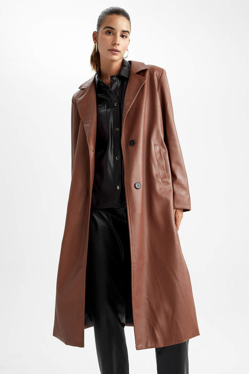 Водоотталкивающий плащ из искусственной кожи