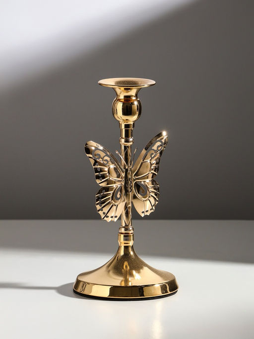 Металлический подсвечник на 1 свечу Ажурная бабочка, d=2.5 см, золото, 11?11?20.5 см